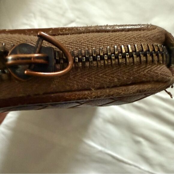 Bottega Veneta Brown Leather wallet - Picture 14 of 15